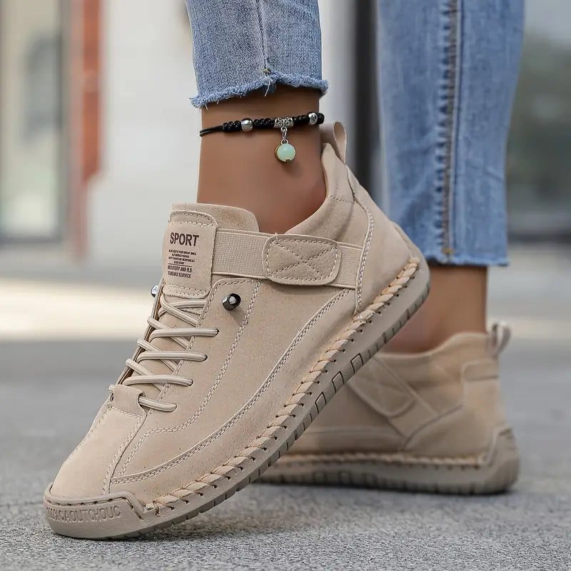 Zapatillas de mujer — suela acolchada con cordones — uso diario